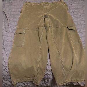 Old Navy Cargo Pants!